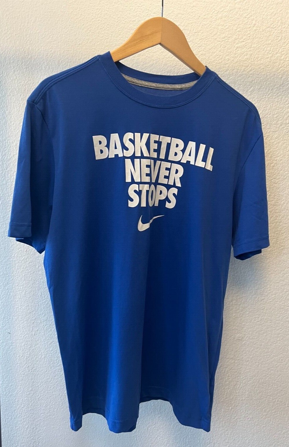 nike short sleeve basketball undershirt